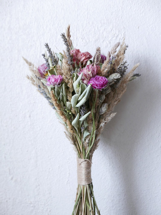 trockenblumenstrauß ranunkeln slowflowers leipzig kaufen