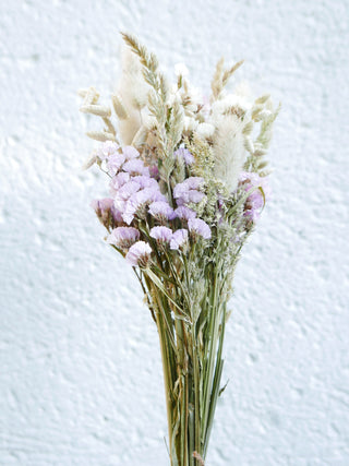 trockenblumenstrauß strandflieder gräser rosa slow flowers