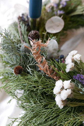 Adventskranz 'Petrol' (Bio-Pflanzen)