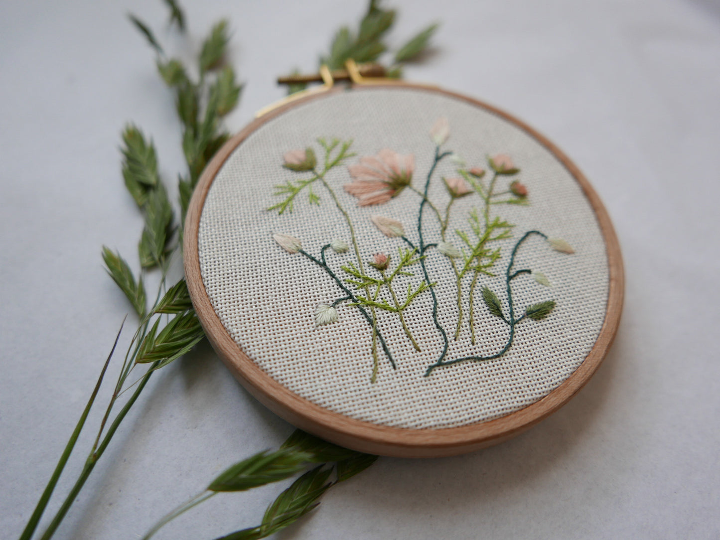 Floral embroidery 'Cosmea & Clematis'