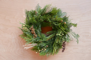 Adventskranz 'Goldiger Nadelwald'